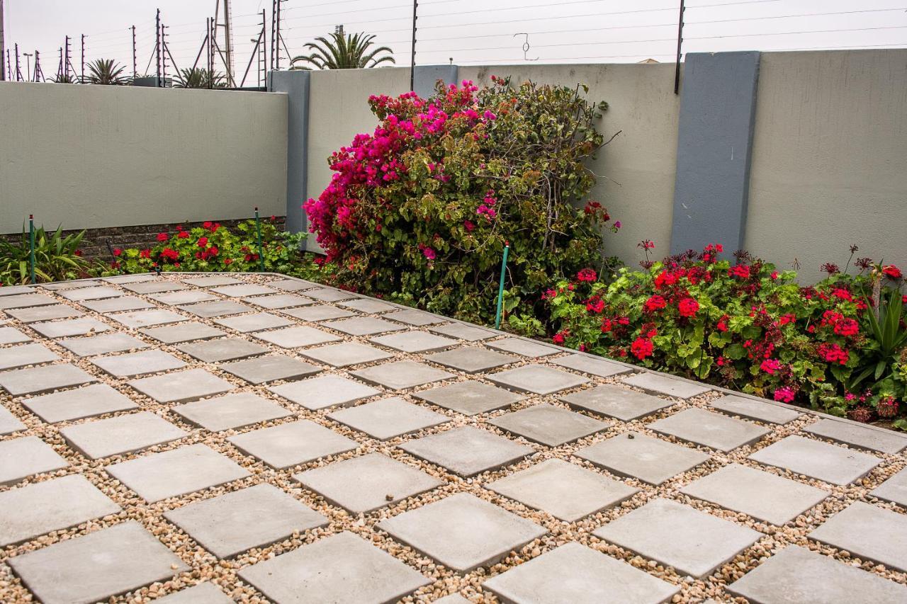 Sea View Bliss Guesthouse With Self Catering Swakopmund Esterno foto
